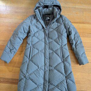 THE NORTH FACE Miss Metro II Parka in Gray Size M